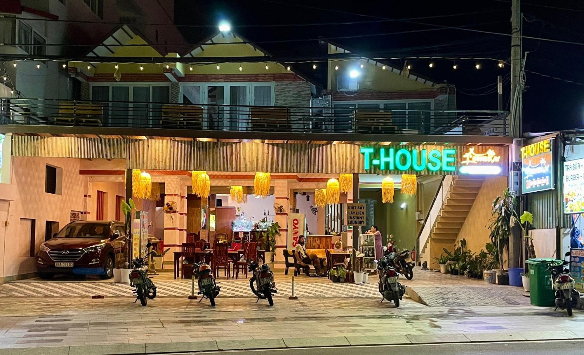 T'H Homestay Mui Ne Esterno foto